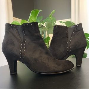 Black Aerosoles Boots